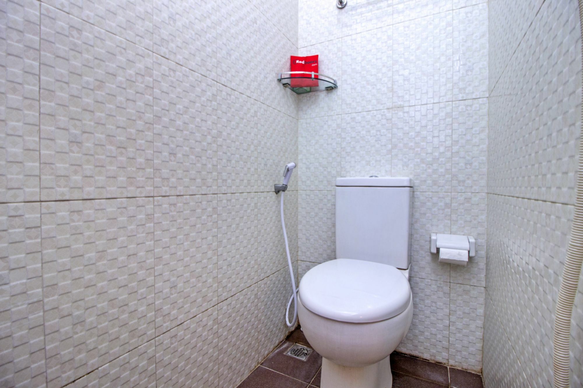 Reddoorz Syariah Near Btc Fashion Mall Бандунг Экстерьер фото